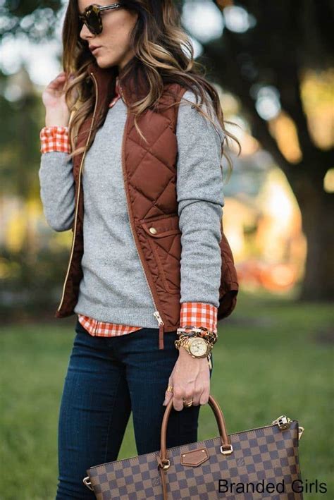 best puffer vest outfits.